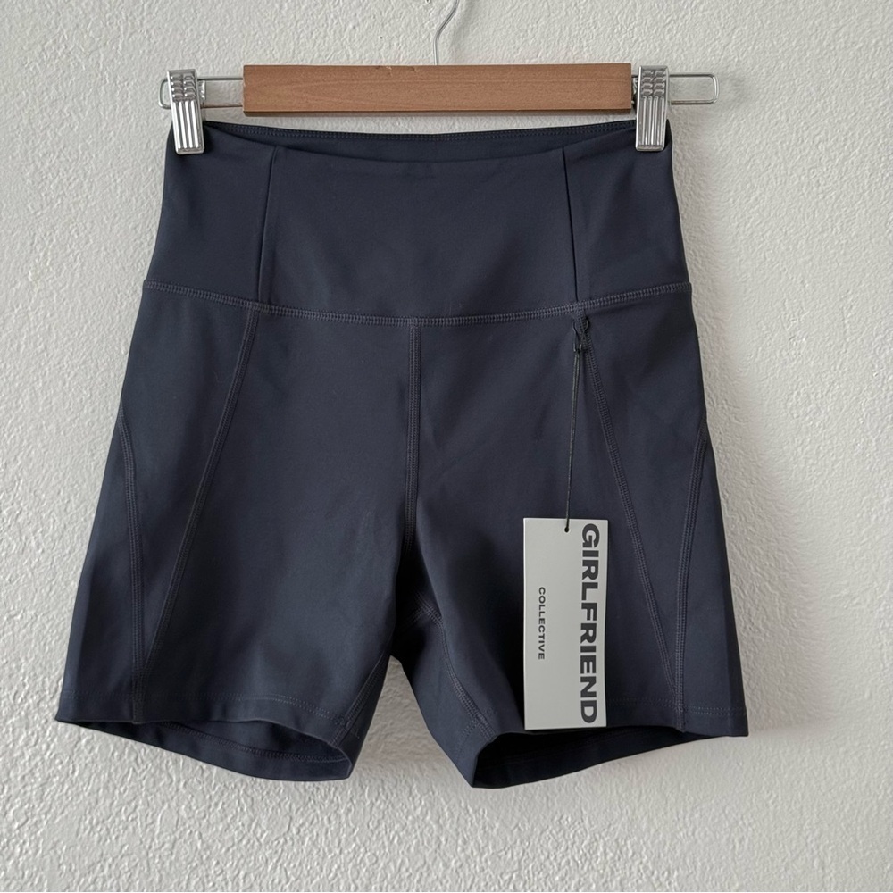 New Girlfriend Collective High Waist Shorts With Pockets - Navy Size Small - Picture 3 of 11